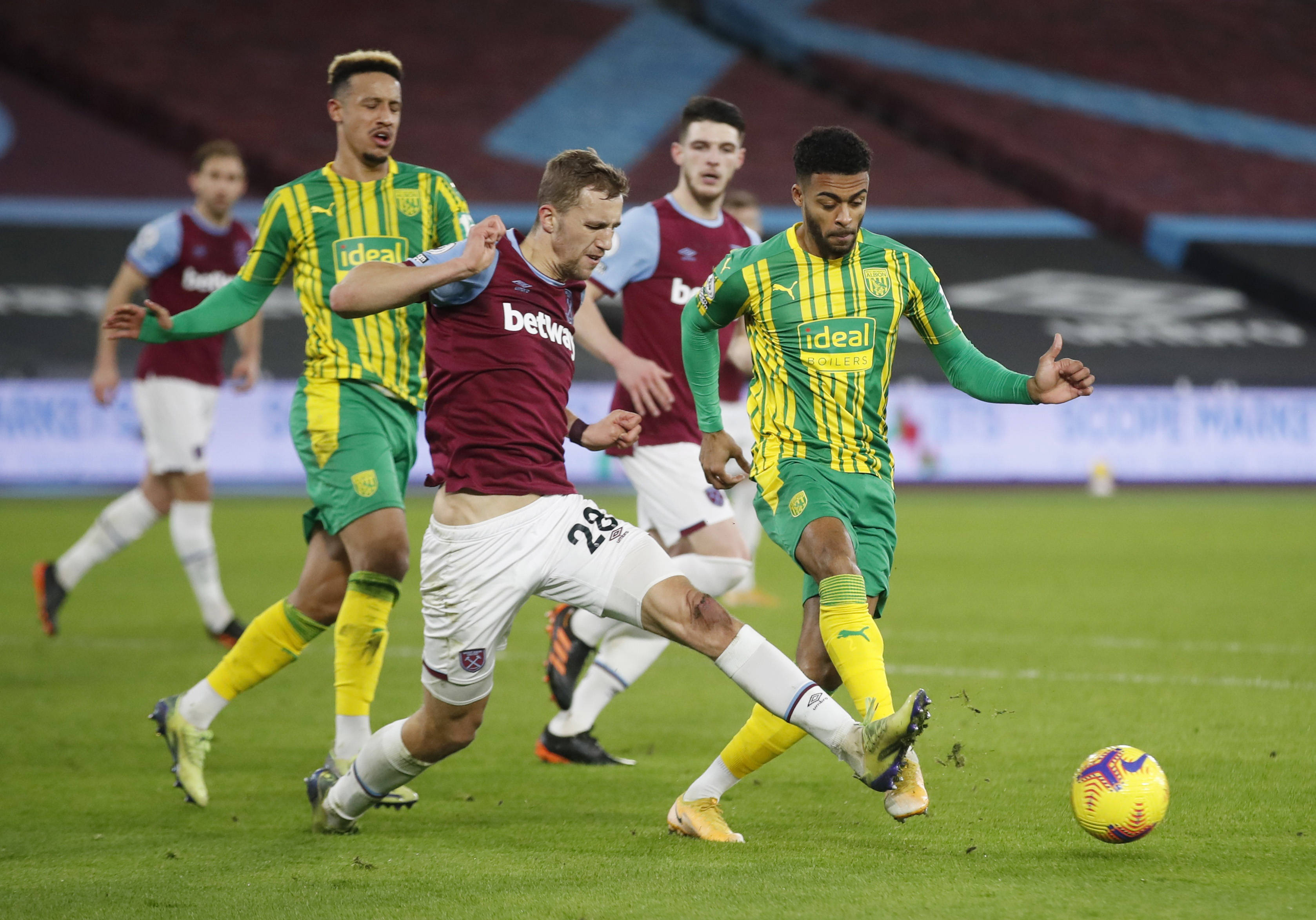 每场比赛的 每场比赛的